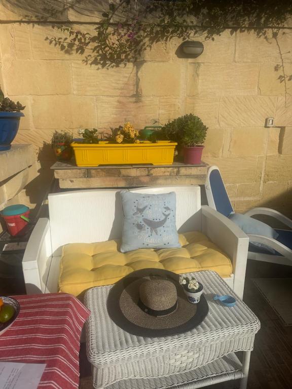 Posezení v ubytování Gozo Sunset Farmhouse