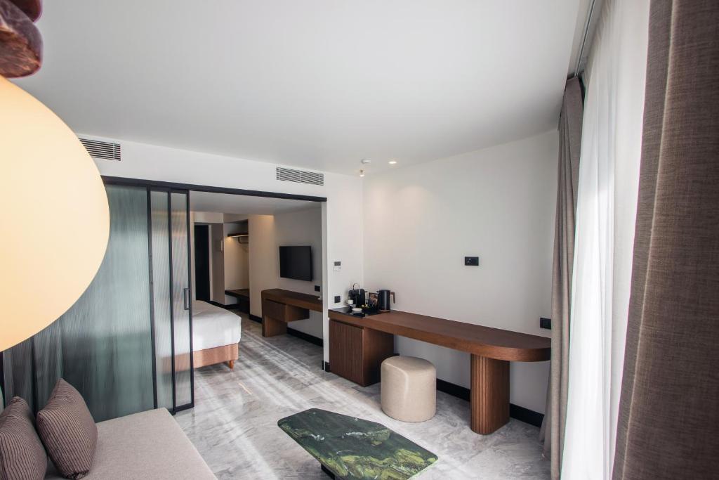 
Junior Suite with Balcony
