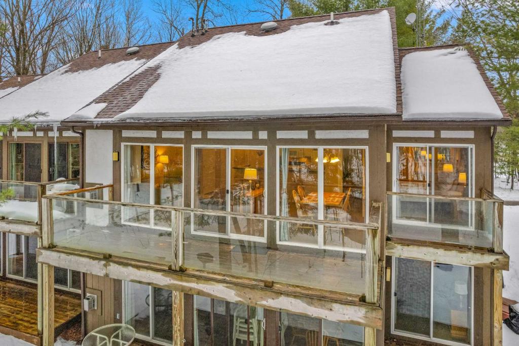 Budova, kde se prázdninový dům nachází