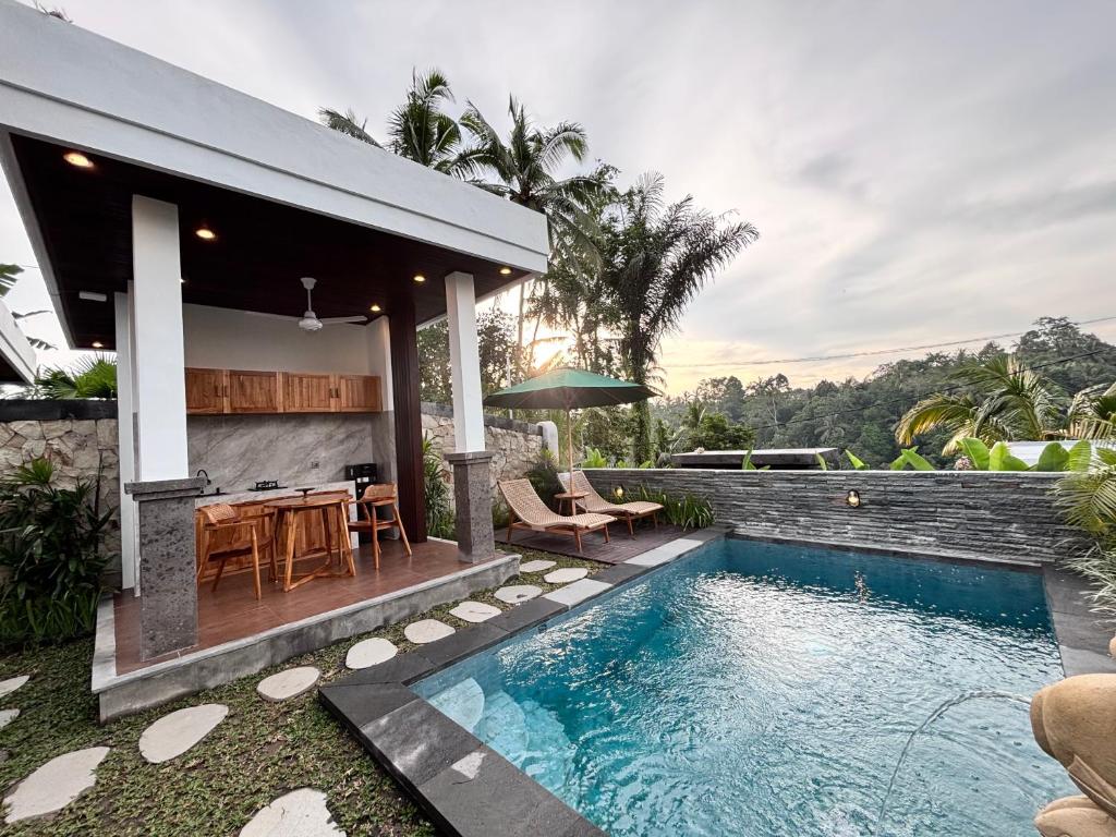 Bazén v ubytování Arvanya Villa Ubud nebo v jeho okolí
