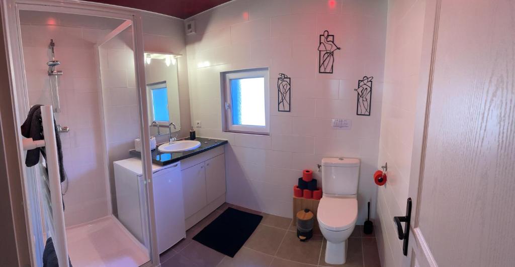 Koupelna v ubytování Love Room LA FABULEUSE