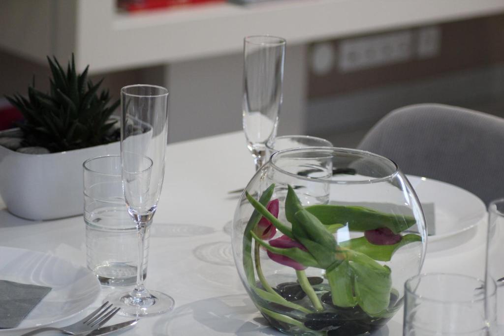 A few steps from BASEL with Balcony and free private Parking – photo 2