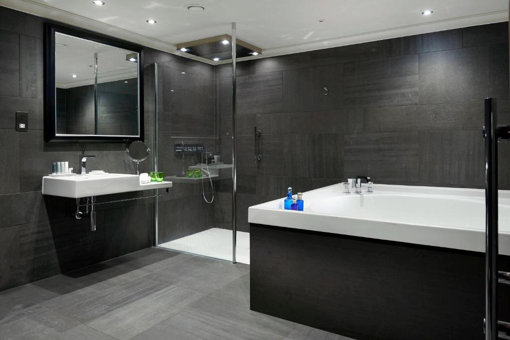 The Glasshouse, Autograph Collection - Resim 3