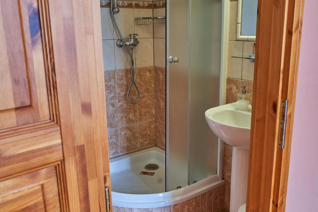 Koupelna v ubytování Pension Ulrika - ubytování pod hradem Loket