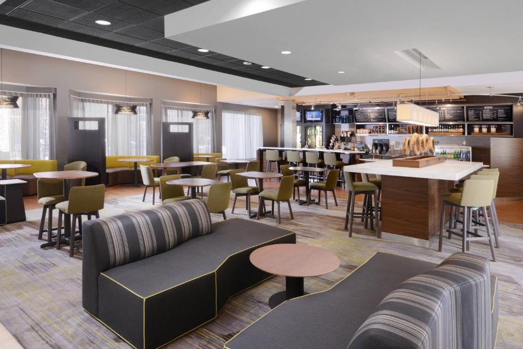 Restaurace v ubytování Courtyard by Marriott Boulder
