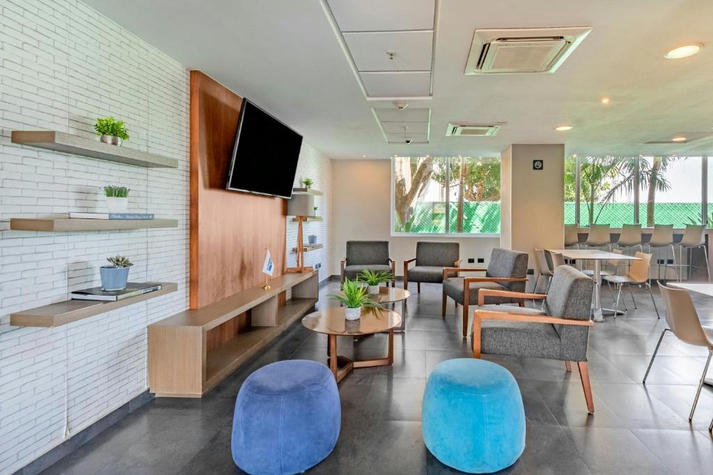 TV o dispositivi per l'intrattenimento presso City Express by Marriott Tuxpan