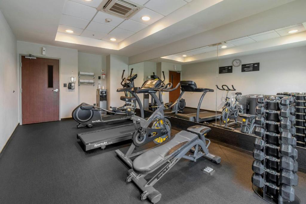 Palestra o centro fitness di City Express by Marriott Tuxpan