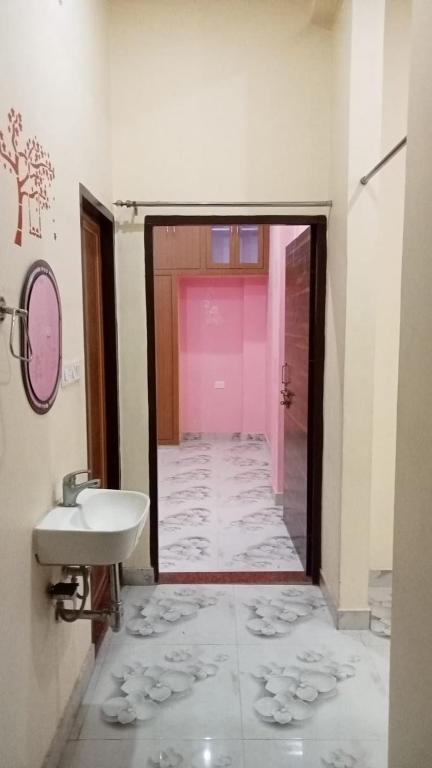 Fotografie z fotogalerie ubytování Krishna Kunj Inn v destinaci Váránasí