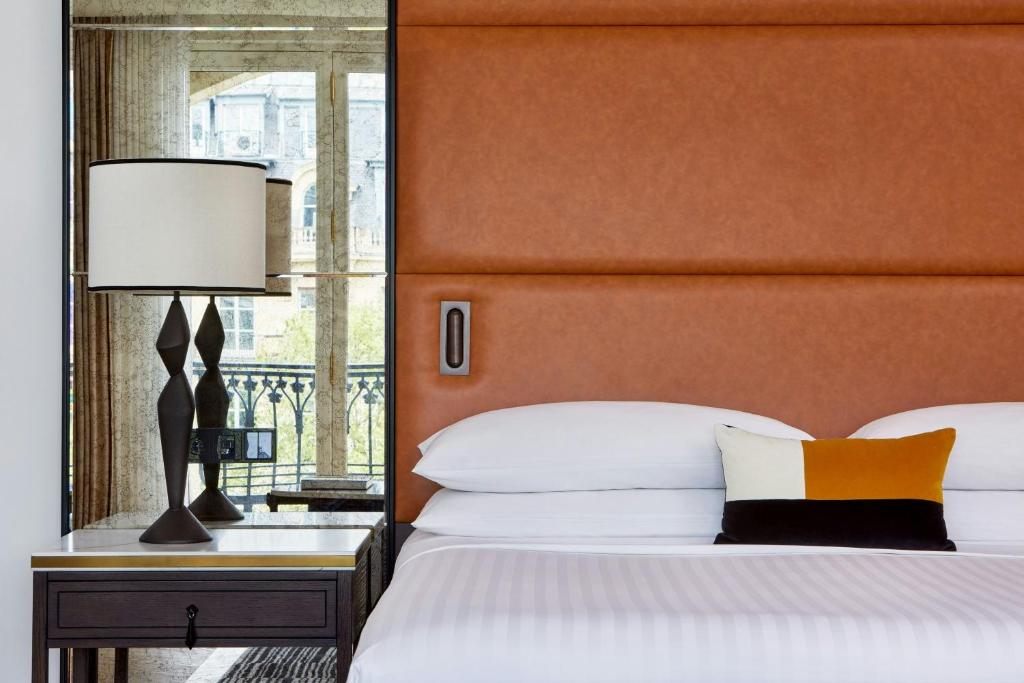 Paris Marriott Champs Elysees Hotel - Resim 14