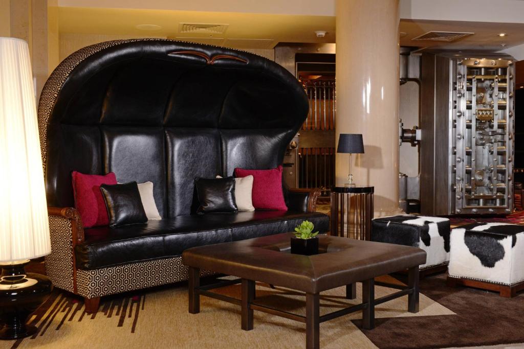 Renaissance Denver Downtown City Center Hotel photo