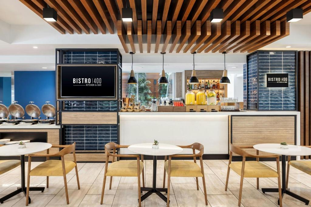 Ποτά στο Courtyard by Marriott Lima Miraflores