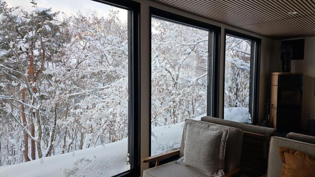 冬のKASASAGI Lodge, Madaraoの様子
