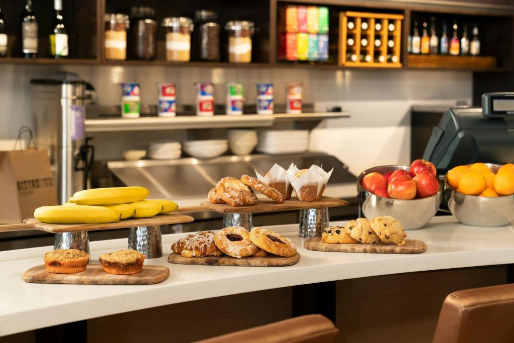 Courtyard by Marriott Scottsdale Salt River photo