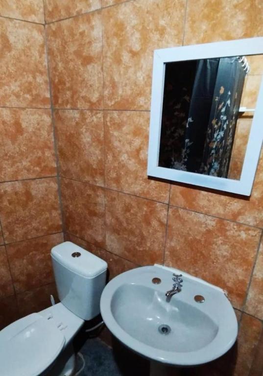 Quarto com Cama de Casal ou 2 de Solteiro