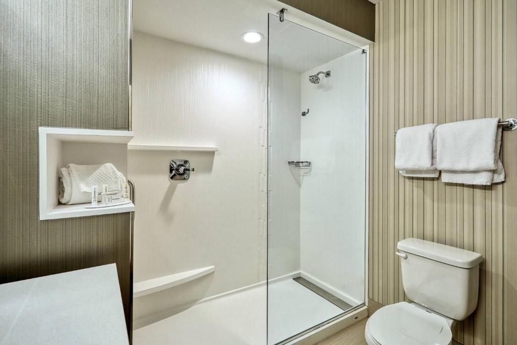 Courtyard by Marriott North Brunswick photo