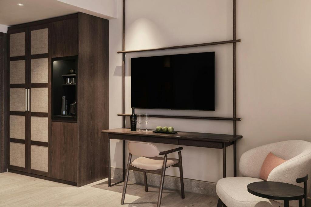 MonAsty, Thessaloniki, Autograph Collection - Quarto Twin Com Vista Urban E Alguns Com Varanda