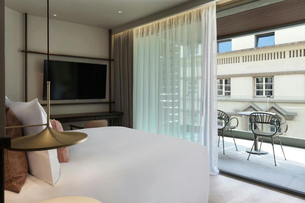 MonAsty, Thessaloniki, Autograph Collection - 18