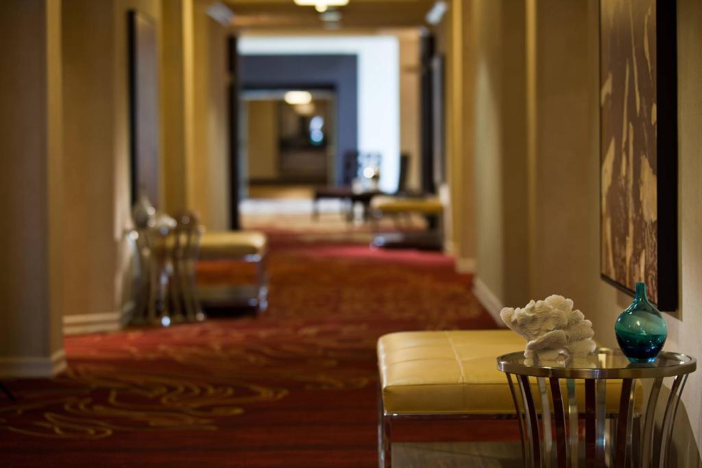 Posezení v ubytování Renaissance Newark Airport Hotel