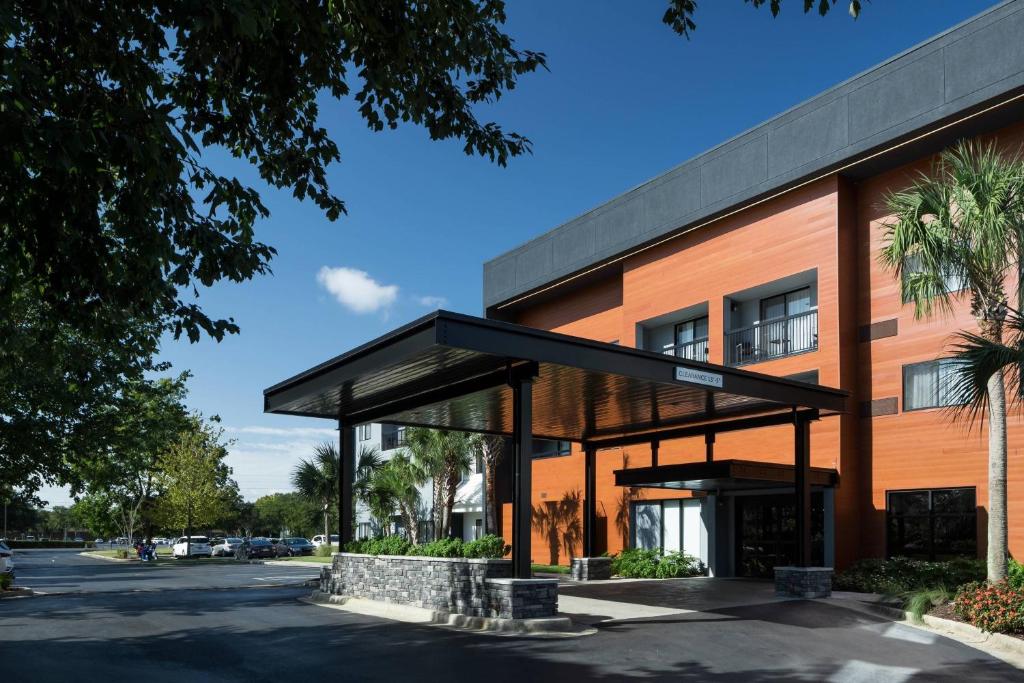 Courtyard by Marriott Pensacola photo