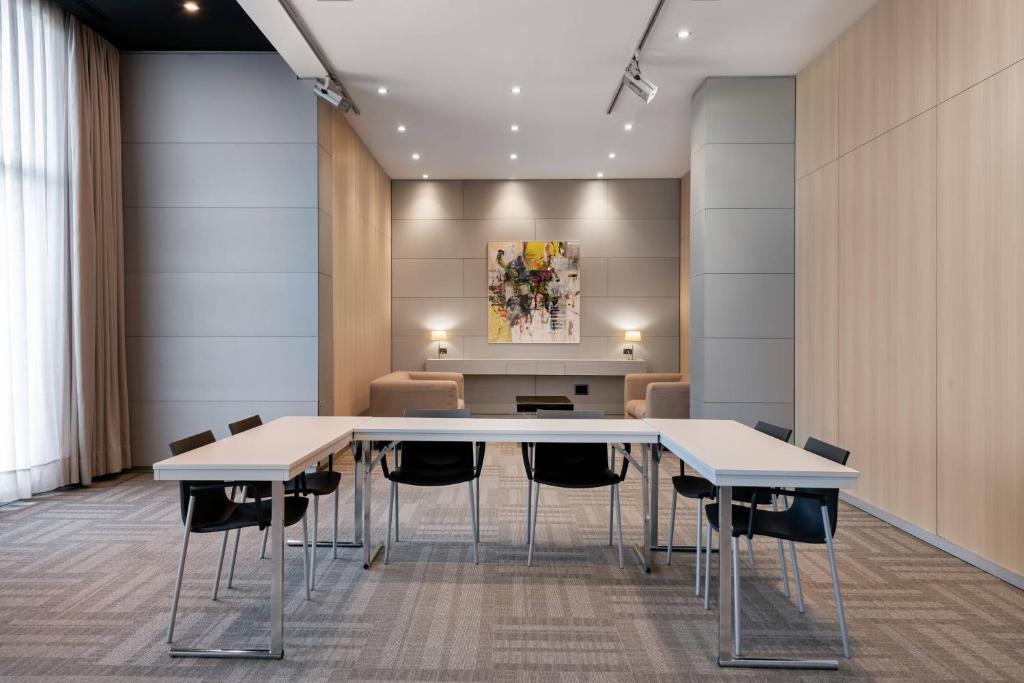 AC Hotel Porto by Marriott - Resim 40