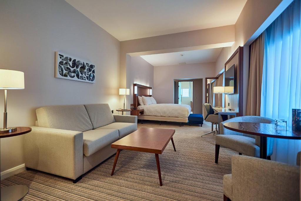 Courtyard by Marriott Oxford City Centre - Resim 5