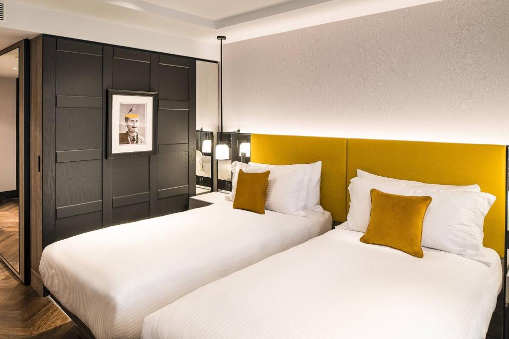 The Dixon, Tower Bridge, Autograph Collection - Resim 16