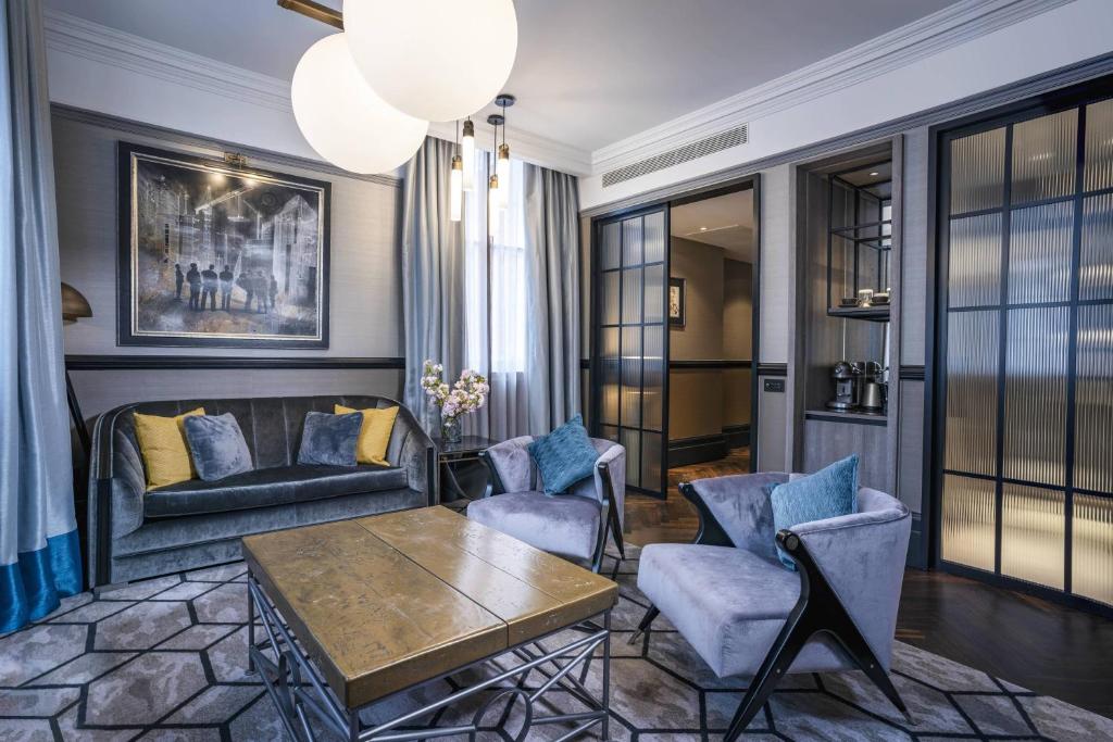 The Dixon, Tower Bridge, Autograph Collection - Resim 24