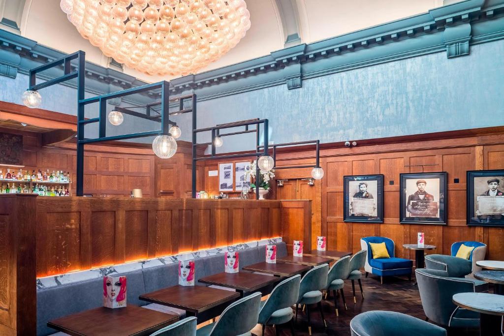 The Dixon, Tower Bridge, Autograph Collection - Resim 42