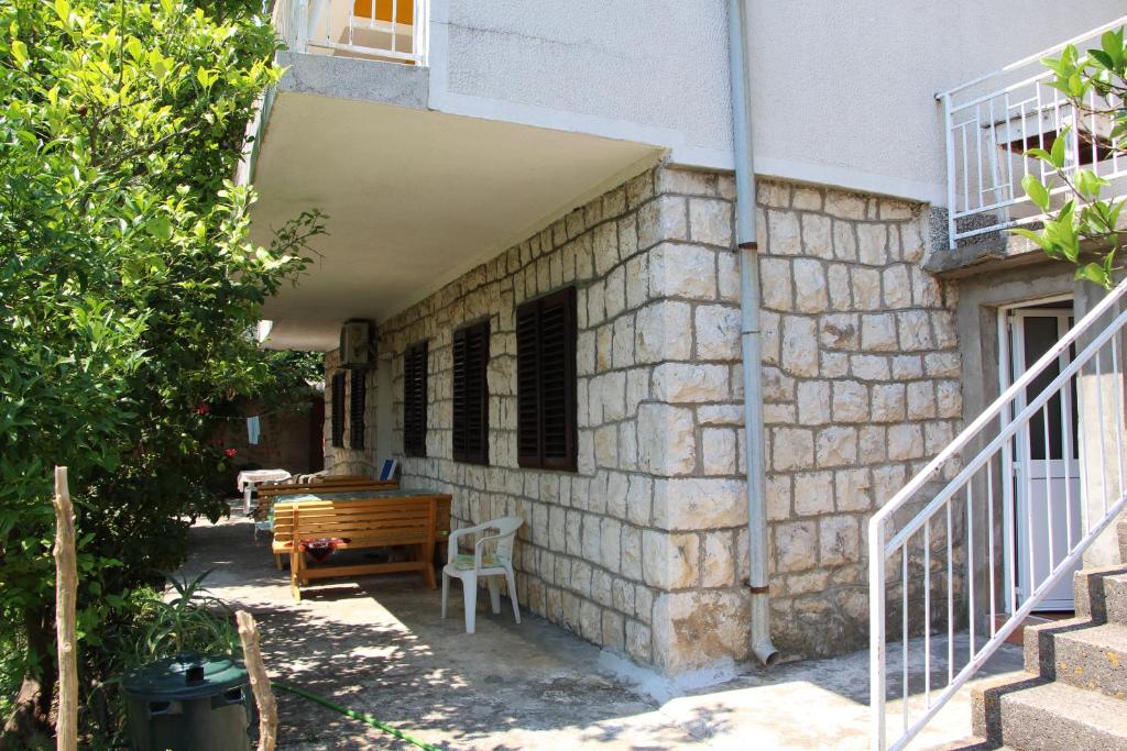 Budova, kde se apartmán nachází