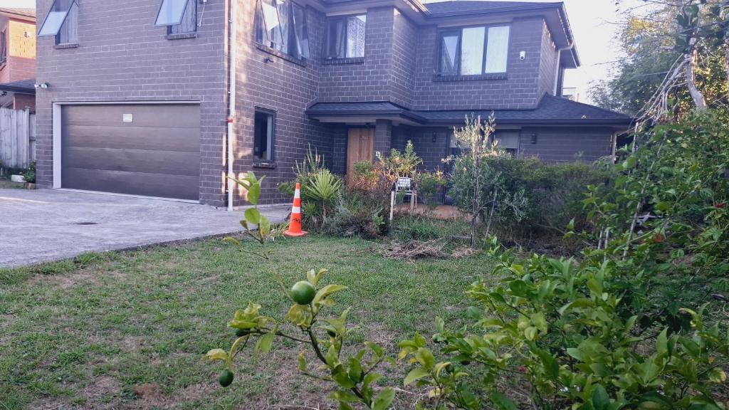 Modern Sunny & Comfy Rooms near Henderson, Auckland - Resim 5