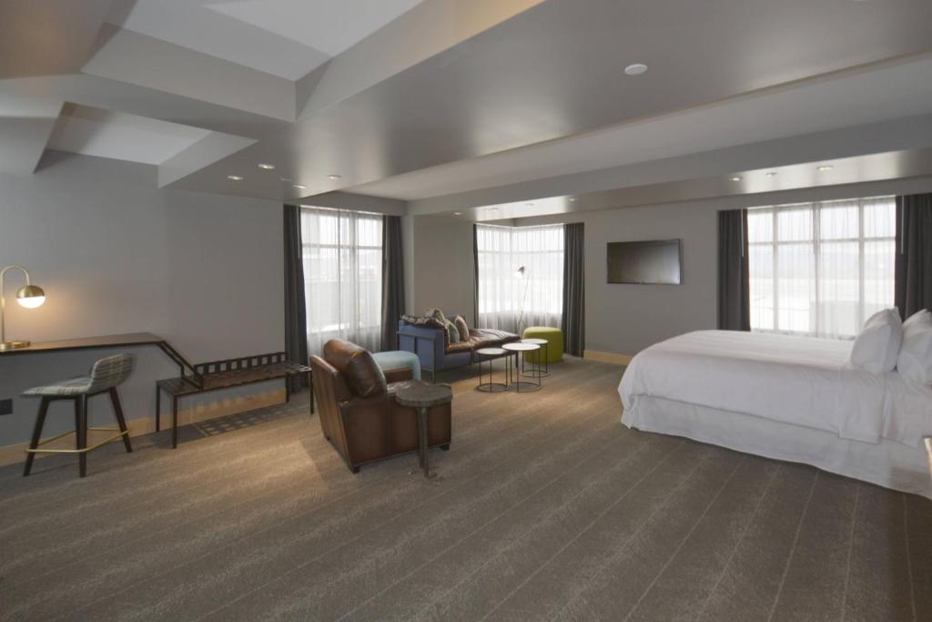 Renaissance Reno Downtown Hotel & Spa - Suíte De Canto