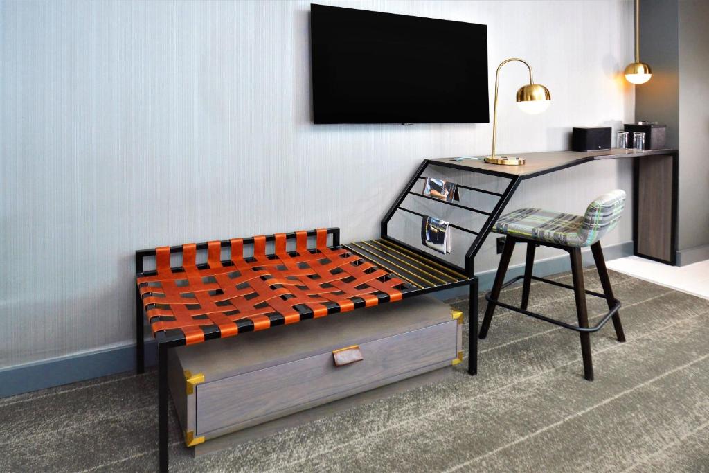 Renaissance Reno Downtown Hotel & Spa - Quarto Queen