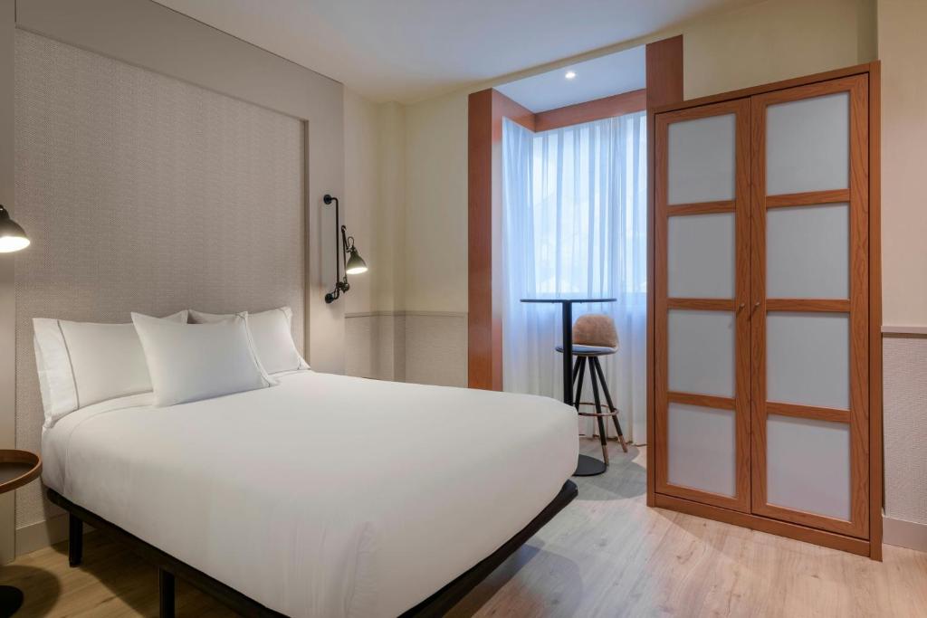 AC Hotel Los Vascos by Marriott - Resim 14