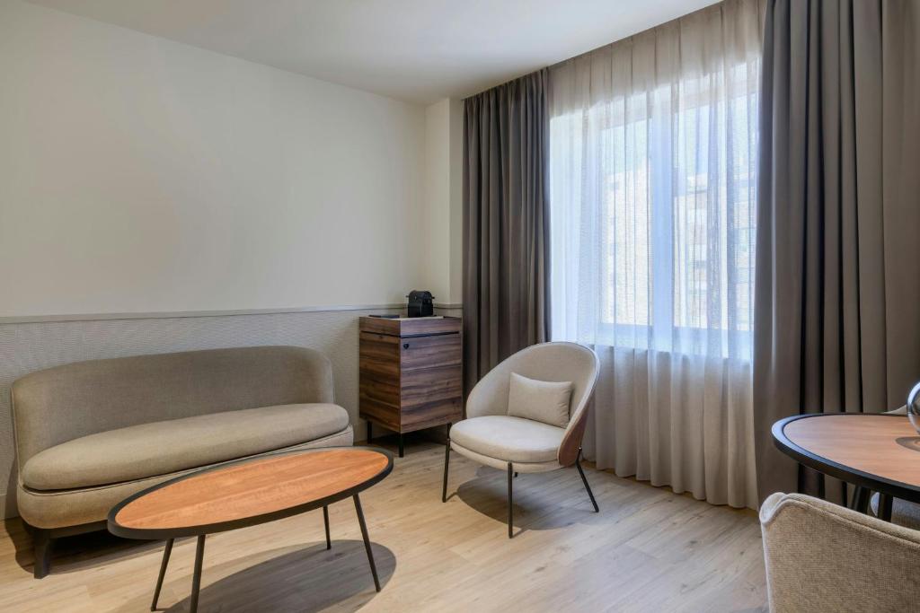 AC Hotel Los Vascos by Marriott - Resim 29