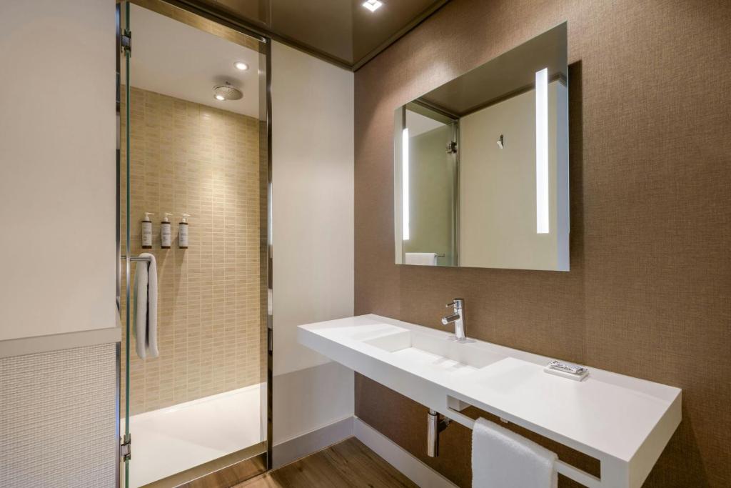 AC Hotel Los Vascos by Marriott - Resim 34