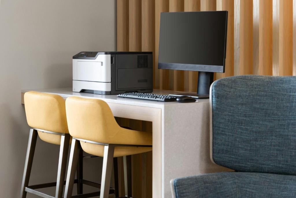 TownePlace Suites by Marriott Monrovia photo