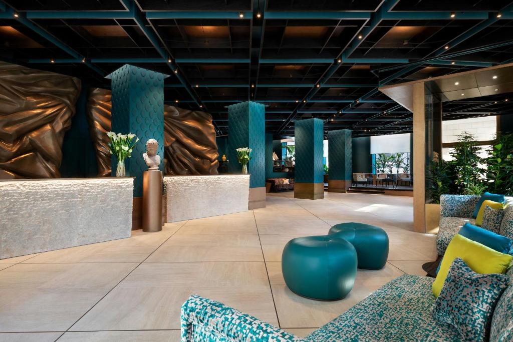 Sina Bernini Bristol, Autograph Collection - Resim 18