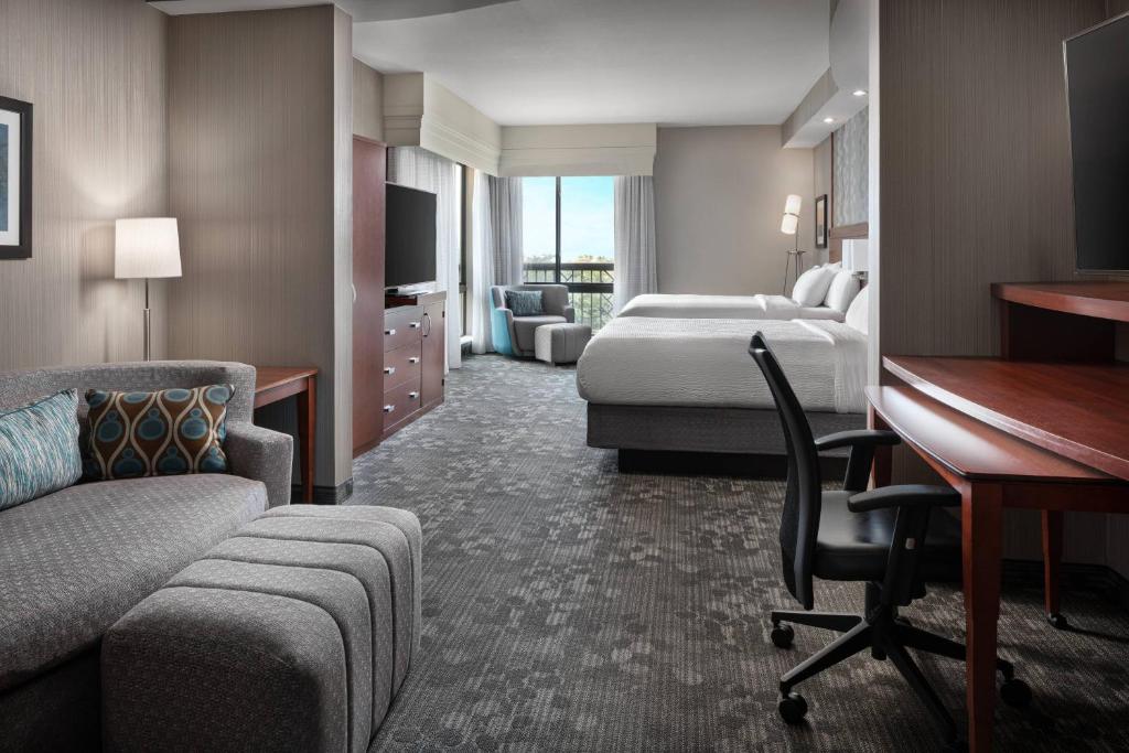 Cama ou camas em um quarto em Courtyard by Marriott Maui Kahului Airport