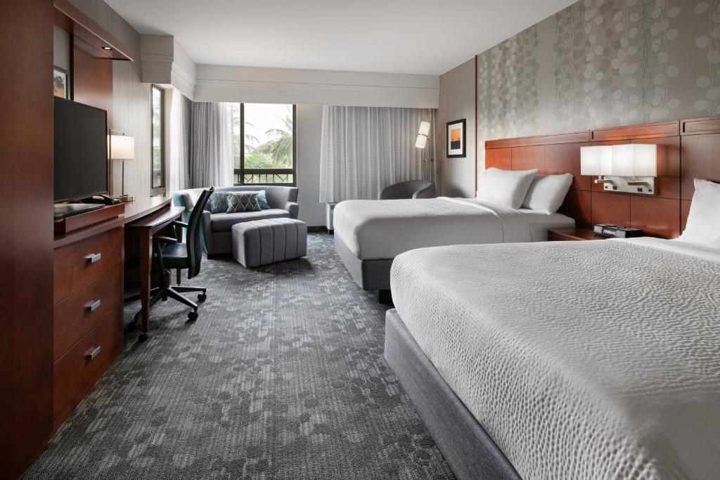 Cama ou camas em um quarto em Courtyard by Marriott Maui Kahului Airport