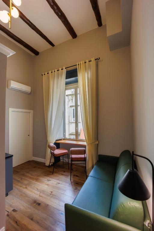 The Other Duomo House By House In Naples - 8