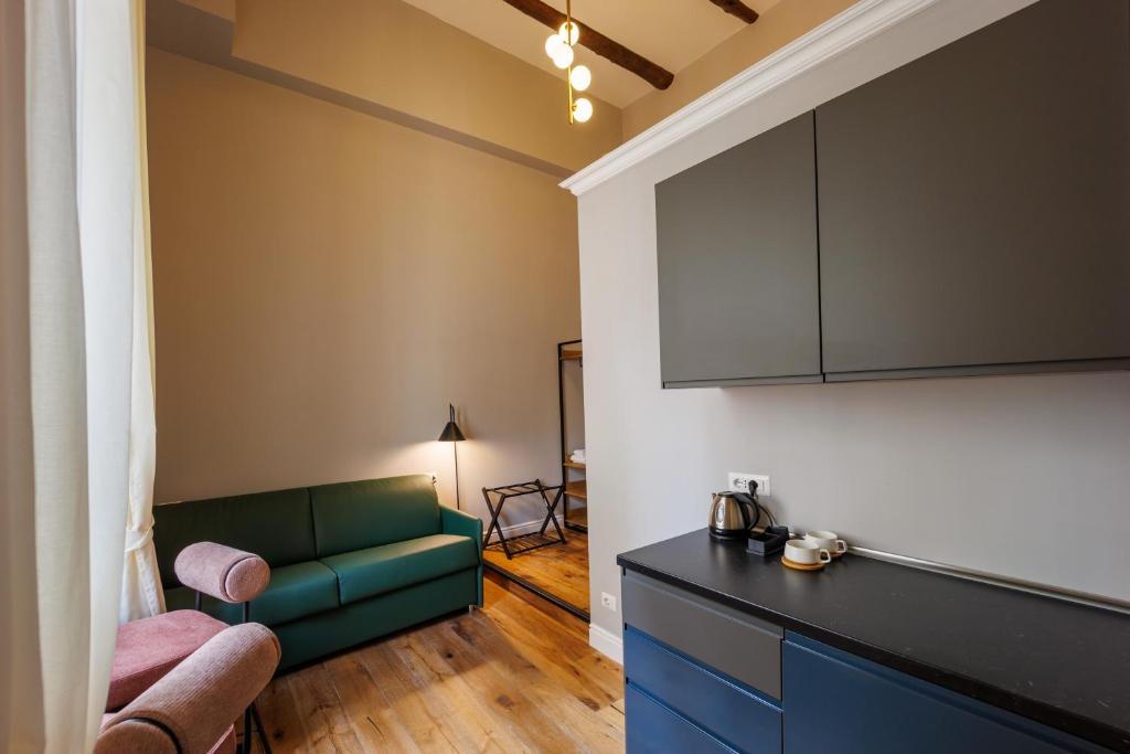 The Other Duomo House By House In Naples - 7