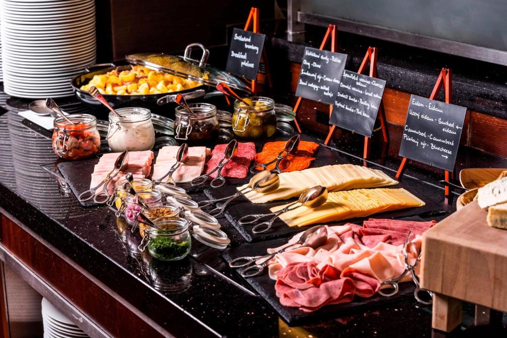 Courtyard by Marriott Prague City - Resim 28