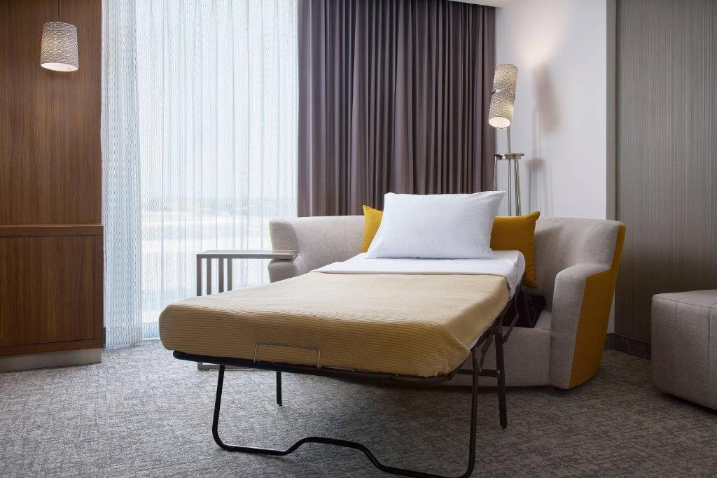 Un lugar para sentarse en Courtyard by Marriott Merida Downtown