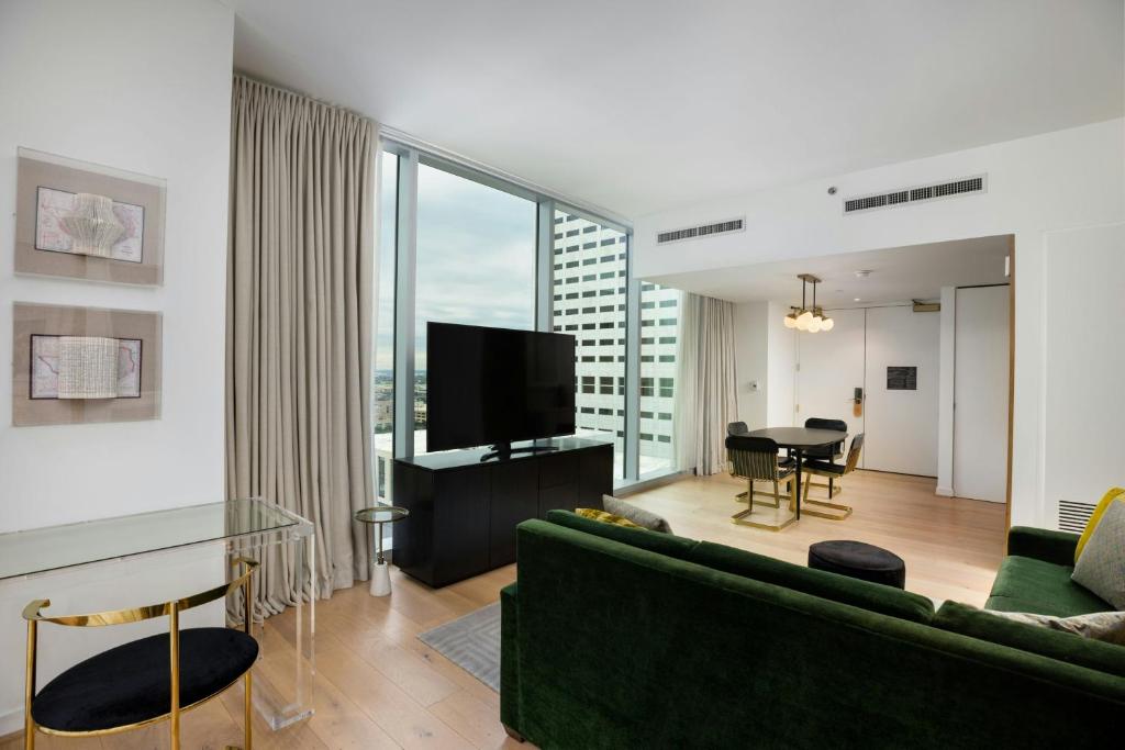 The Laura Hotel, Houston Downtown, Autograph Collection photo