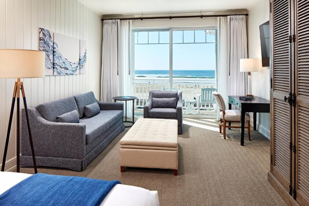Posezení v ubytování Vespera Resort on Pismo Beach, Autograph Collection