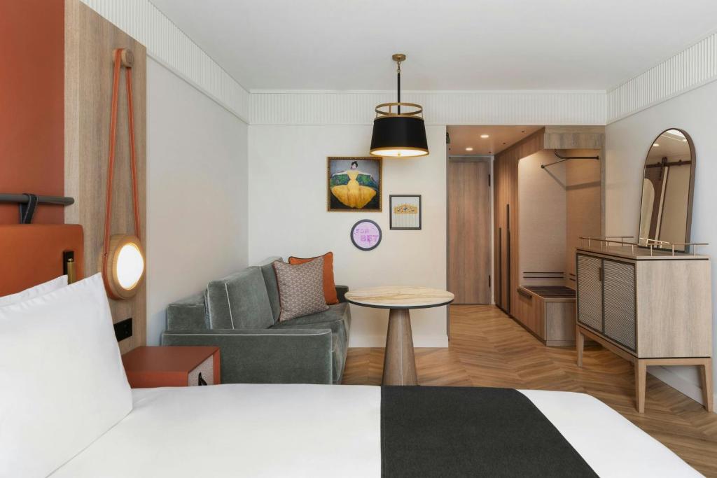 Imperial Riding School, Autograph Collection - Resim 29