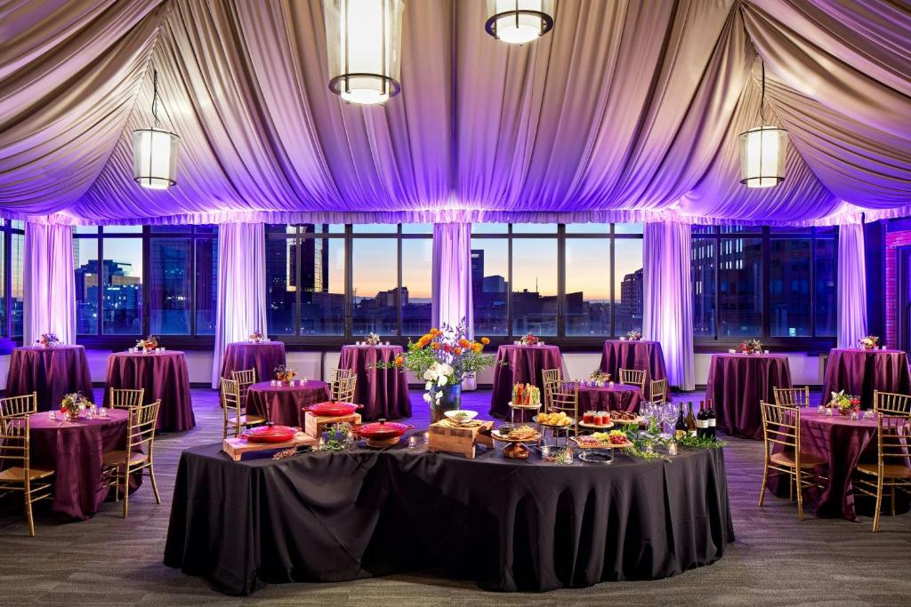 The Citizen Hotel, Autograph Collection photo