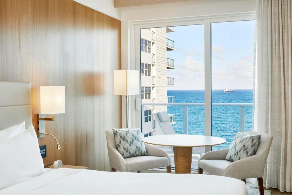 AC Hotel by Marriott Fort Lauderdale Beach - Oceanfront Balcony, Guest Room, 1 King Bed