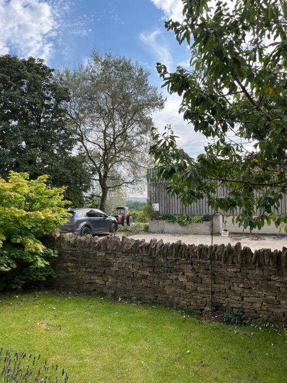 Zahrada ubytování 3 BEDROOM 5* BARN CONVERSION COTSWOLDS