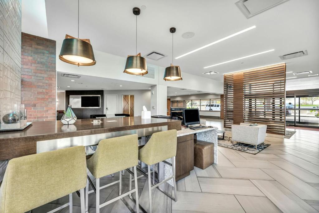 Delta Hotels by Marriott Mount Pleasant photo